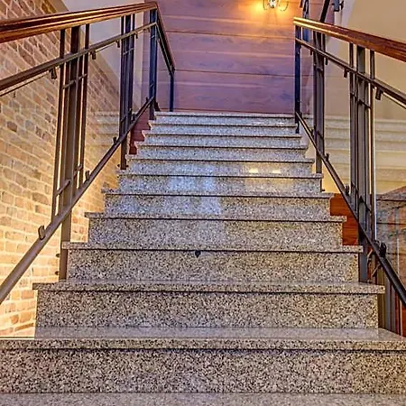 فندق Hotel-restauracja Platan