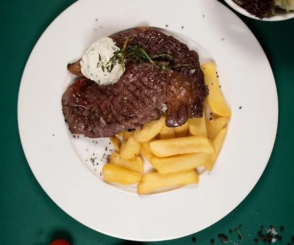 Hotel-restauracja Platan מלון Chrzanów