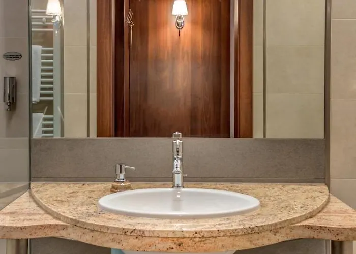 מלון Hotel-restauracja Platan 3*